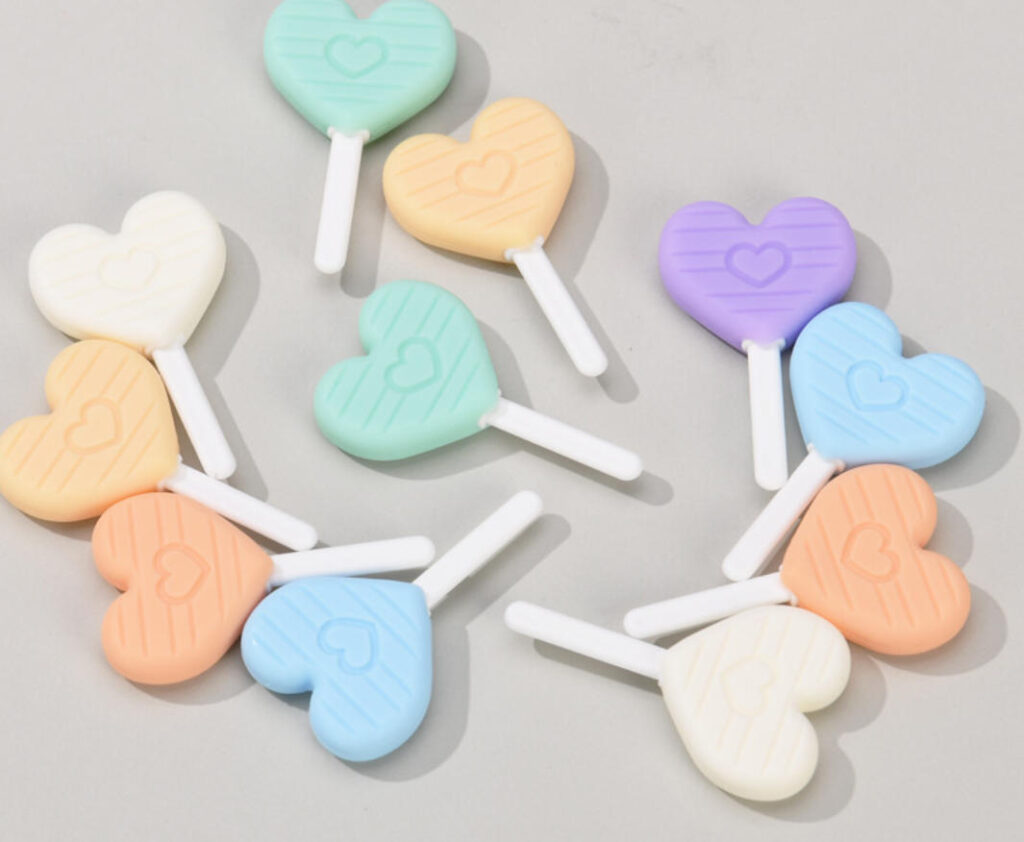 CIODC Orthodontic Chewies for Invisalign & Clear Aligners – Heart-Shaped Food-Grade Silicone Aligner Chewies, Fruit Flavored (Blueberry/Mint/Orange/Banana/Taro/Peach/Original), Prevents "Aligner Face", Helps Seat Aligners Properly (1 or 2 Pack – Vacuum Sealed)
